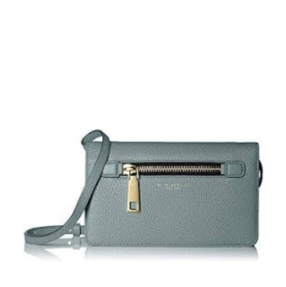 Marc Jacobs Handbags - Marc Jacob's Gotham City Crossbody Wallet